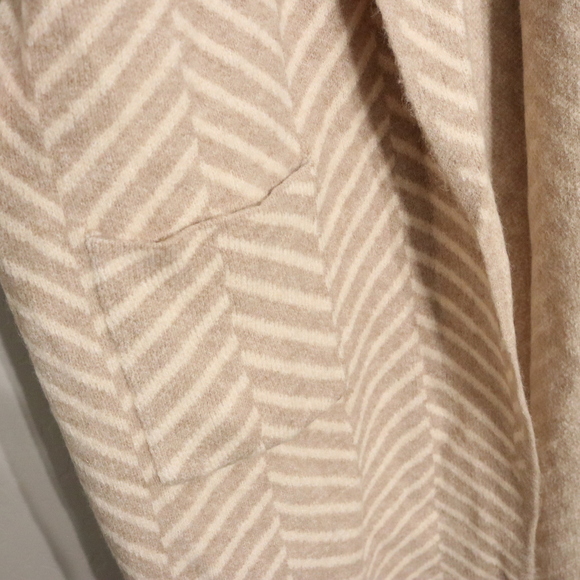 A New Day Women's XXL Beige Sweater Overcoat - Picture 3 of 7